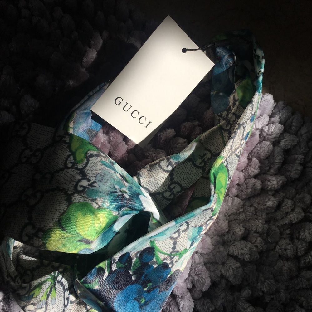 Gucci headband